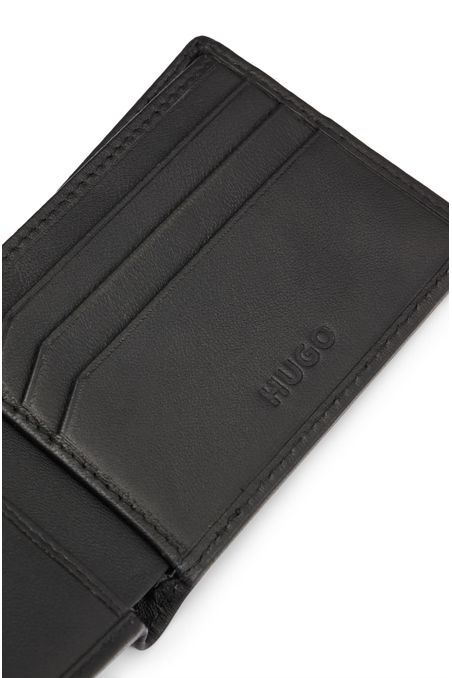 BILLETERA DE PIEL CON HERRAJES DE LOGO HOMBRE