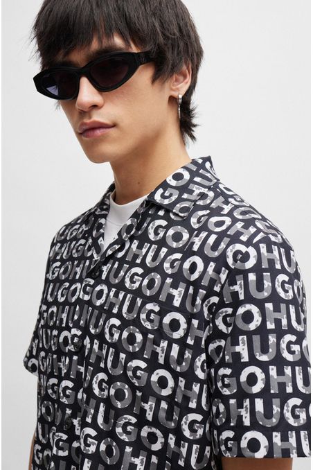 CAMISA RELAXED FIT CON LOGO ESTAMPADO HOMBRE