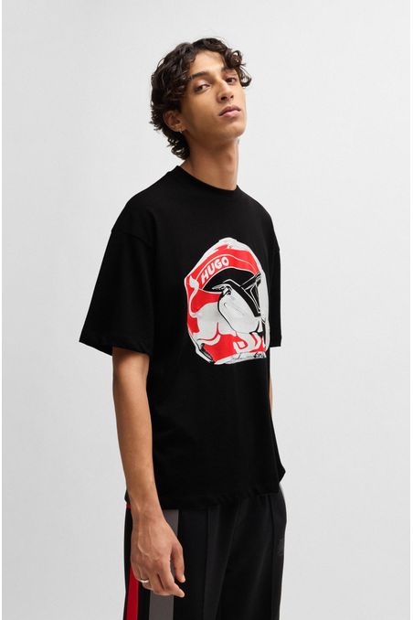 POLO OVERSIZE FIT HUGO X RB DE ALGODÓN CON ESTAMPADO HOMBRE