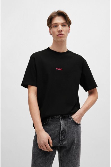 POLO RELAXED FIT DE ALGODÓN CON ILUSTRACIÓN EN LA ESPALDA HOMBRE