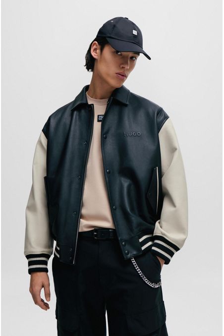GORRA DE NYLON REPELENTE AL AGUA CON LOGO MUJER