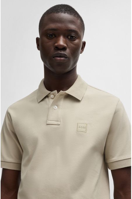 POLO PIQUÉ SLIM FIT DE ALGODÓN ELÁSTICO CON PARCHE DE LOGO HOMBRE