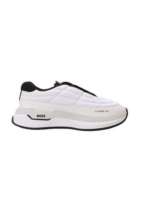 ZAPATILLAS CON CORDONES, SUELA Y DETALLE DE LOGO HOMBRE
