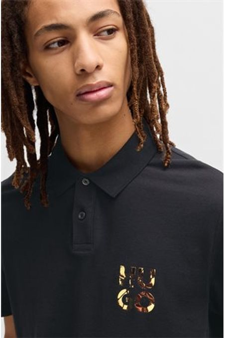 POLO PIQUÉ DE ALGODÓN REGULAR FIT CON ESTAMPADO GRÁFICO HOMBRE