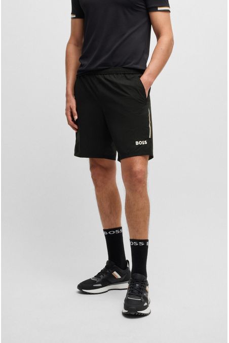 SHORT DE MATERIAL PREMIUM CON TERMINADO SOFISTICADO HOMBRE