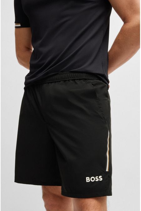 SHORT DE MATERIAL PREMIUM CON TERMINADO SOFISTICADO HOMBRE