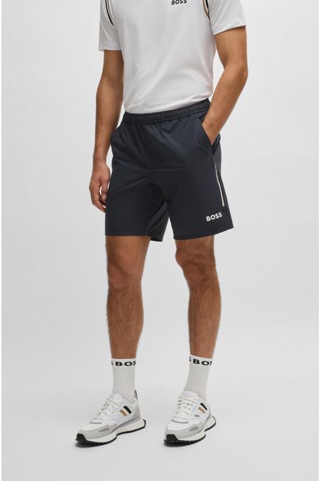 SHORT DE MATERIAL PREMIUM CON TERMINADO SOFISTICADO HOMBRE
