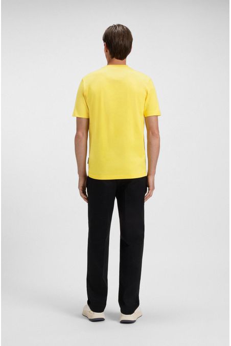 POLERA DE ALGODÓN PIQUÉ CON DETALLE PREMIUM HOMBRE