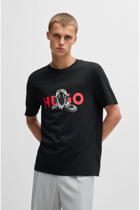POLERA DE ALGODÓN PIQUÉ CON DETALLE PREMIUM HOMBRE