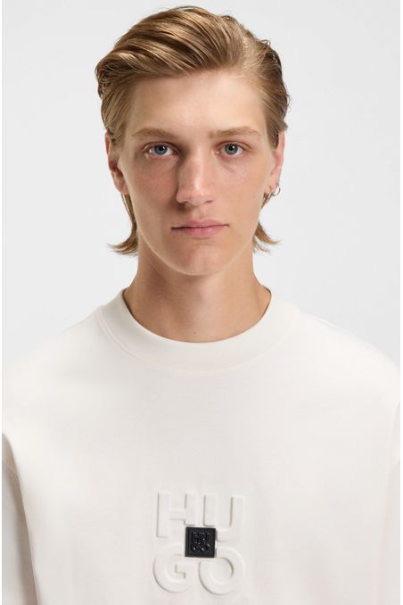 POLERA DE ALGODÓN PIQUÉ CON LOGO DESTACADO HOMBRE