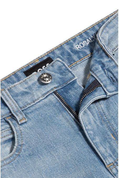 JEANS DE PERNERA ACAMPANADA EN CÓMODO DENIM ELÁSTICO EN TONO AZUL JEANS MUJER