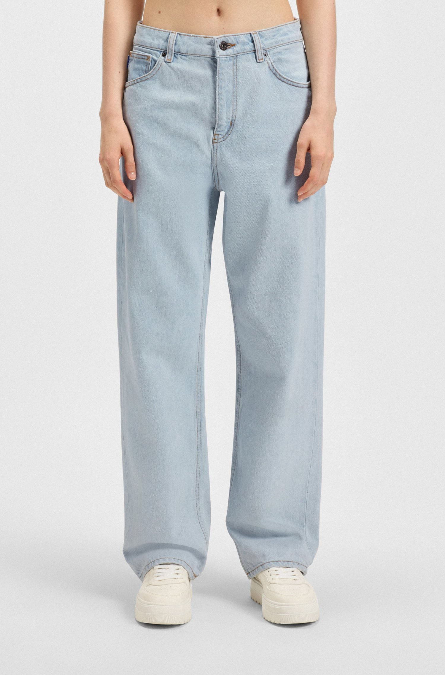 JEANS RELAXED FIT EN DENIM AZUL JEANS RELAXED FIT MUJER