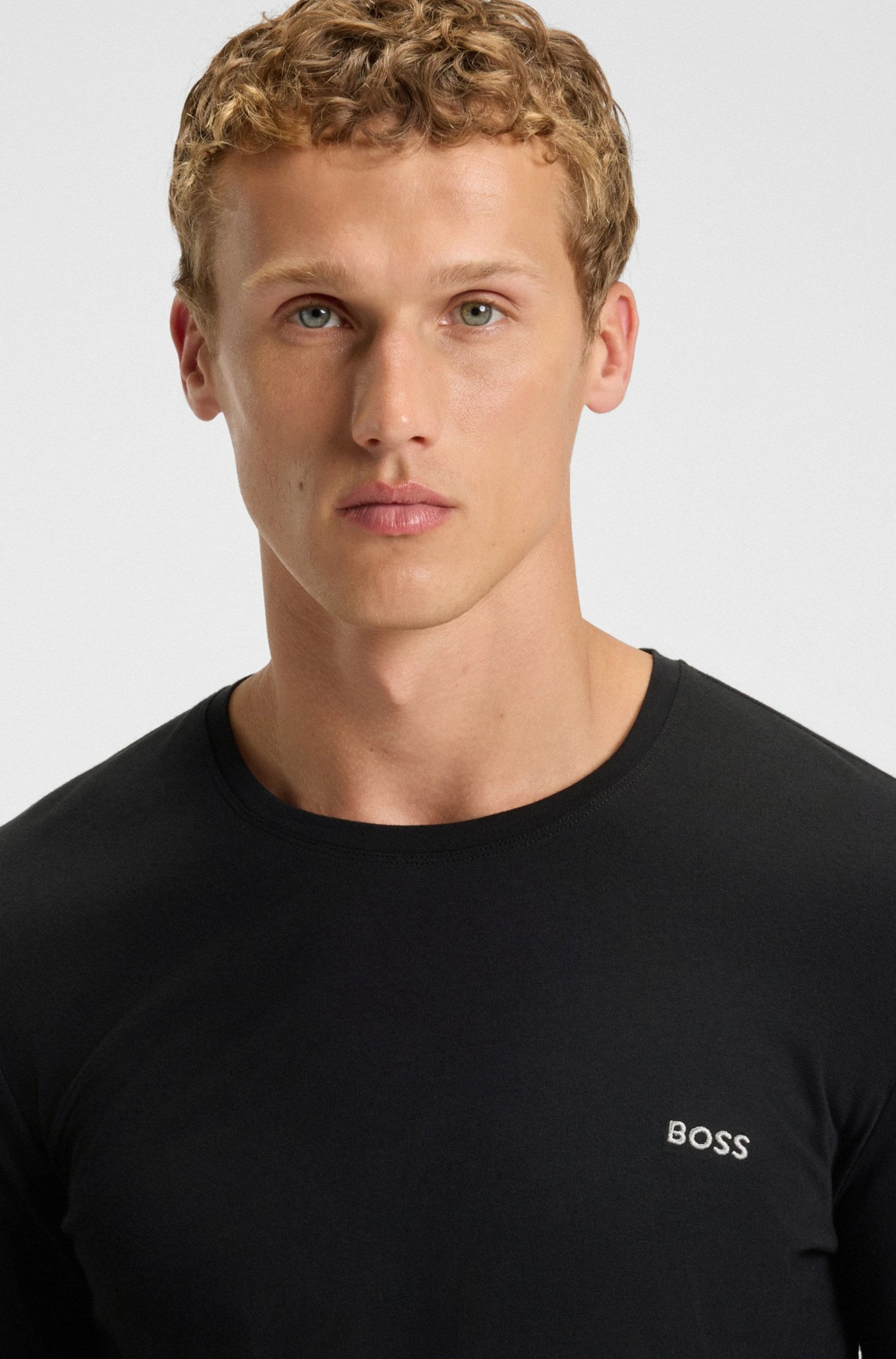 POLO DE MANGA LARGA DE ALGODÓN ELÁSTICO CON LOGO BORDADO PLAYERA REGULAR FIT HOMBRE